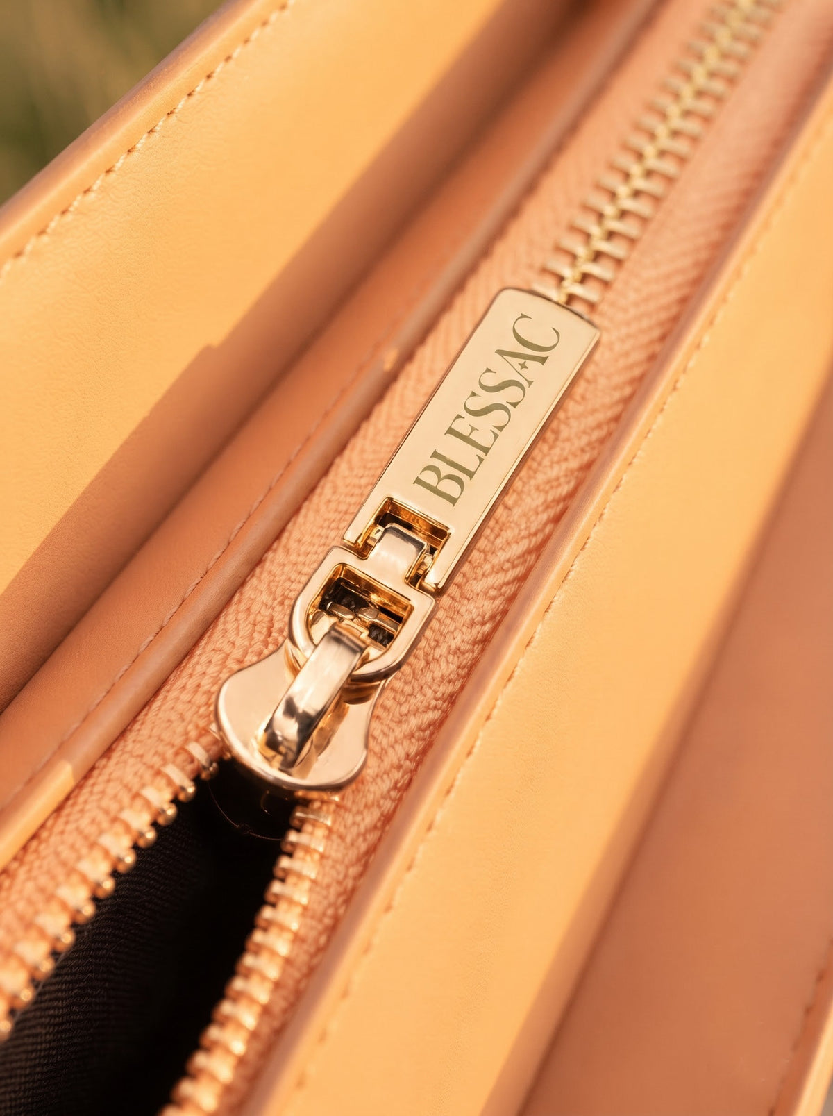 Lion of Judah Joshua 1:9 Leather Handbag