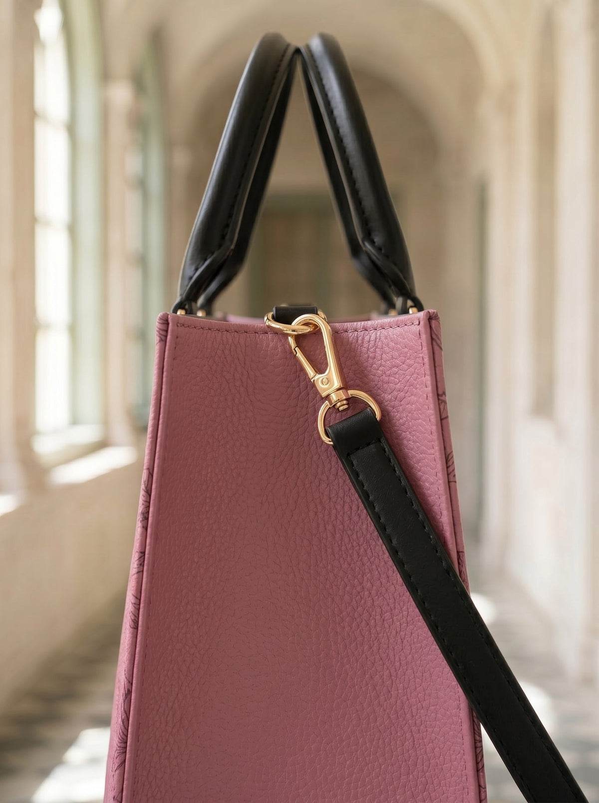 Flourish Elegant Leather Handbag
