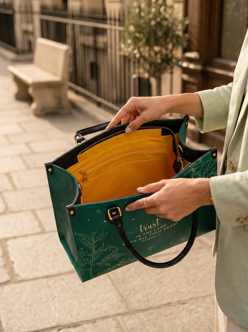 Joyful Elegant Leather Shoulder Handbag