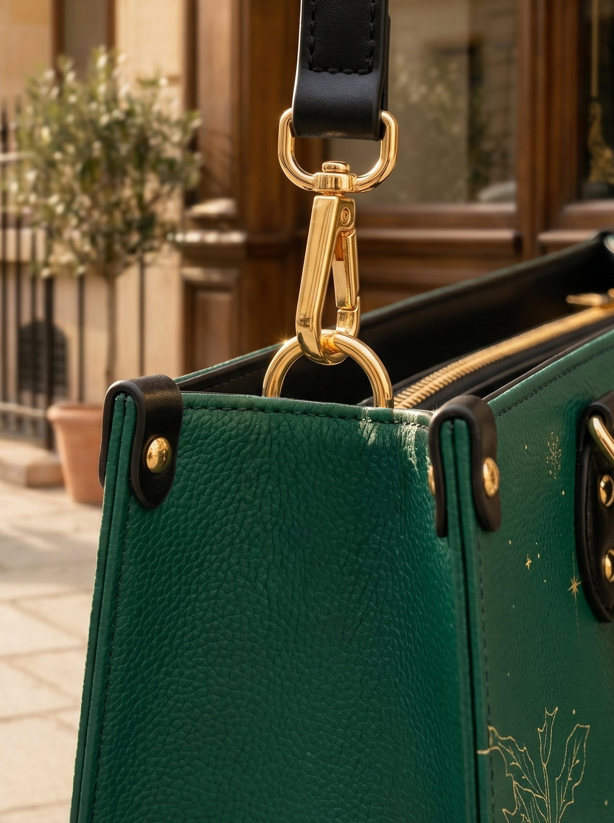 Joyful Elegant Leather Shoulder Handbag
