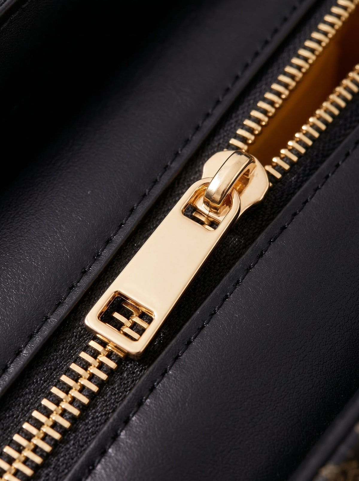 Pure Matthew 5:8 Scripture Leather Handbag